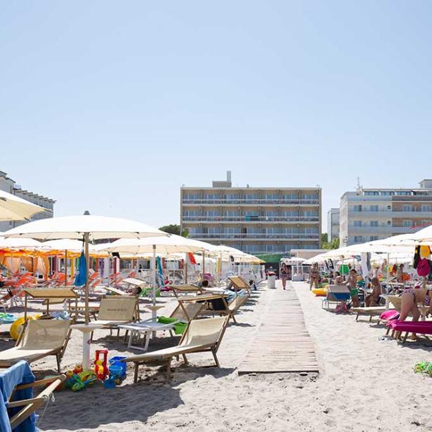 hotelmiamibeach en july-offer-double-room-4-star-beachfront-hotel-milano-marittima 031